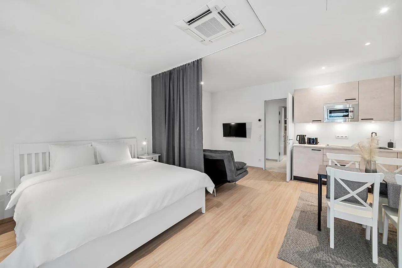 Vibestudio 303 - Central - Ac - Near Parking Vienna 0*,  Austria